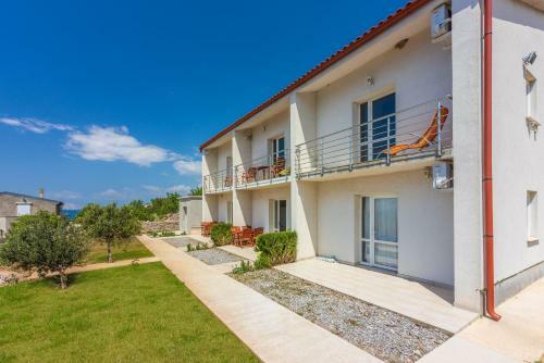 Apartments Marinko