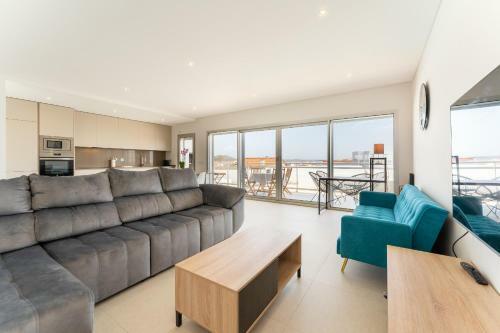 T2 Elia Apartment