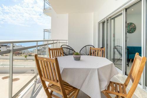 T2 Elia Apartment