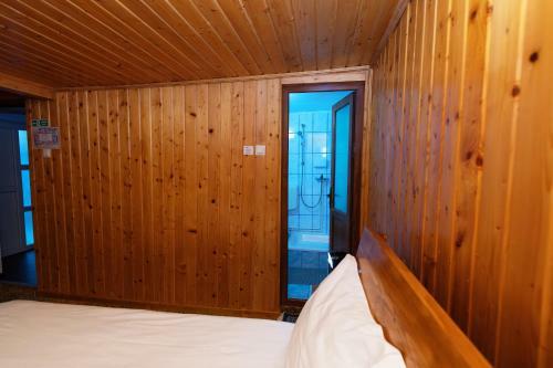 Posada Pensiunea Stejarul Lui Andrei- Eagle's Nest Chalet