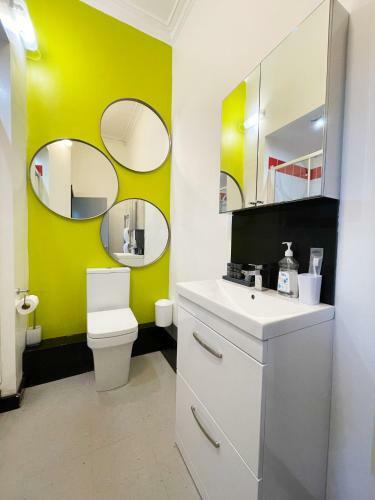 Captain Redbeard Luxury Boutique Studio Apartment