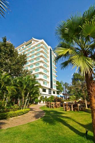 Champasak Grand Hotel