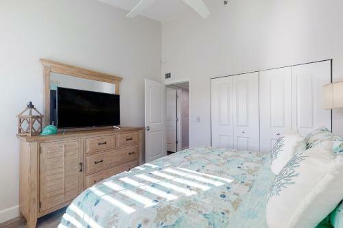 Intercoastal Condo 203
