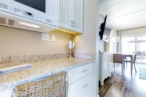 Bungalow Beach Place 1