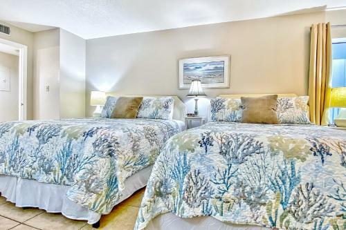 Beach Palms 406