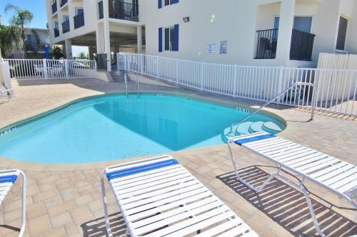 Belleair Beach Club 214