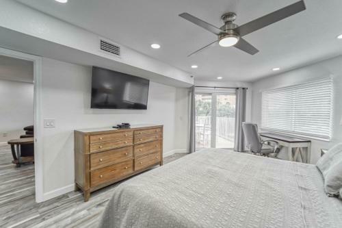 Beach Cottage 1206