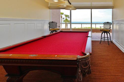 Crescent Beach Club I 19f