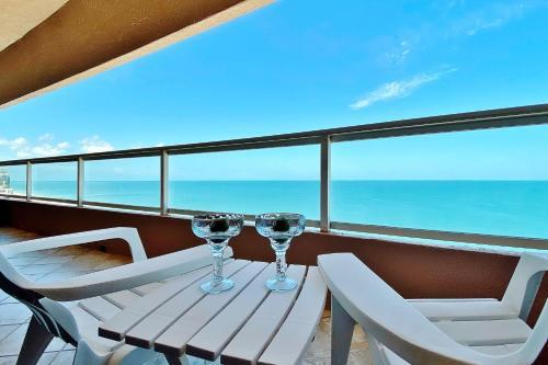 Crescent Beach Club I 19f