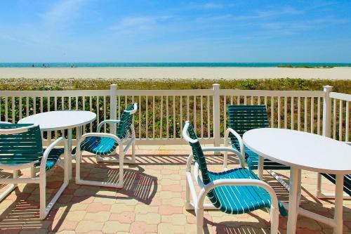 Crescent Beach Club I 19f