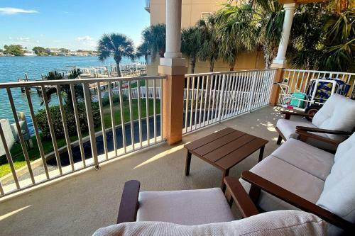 Harborview Grande 207