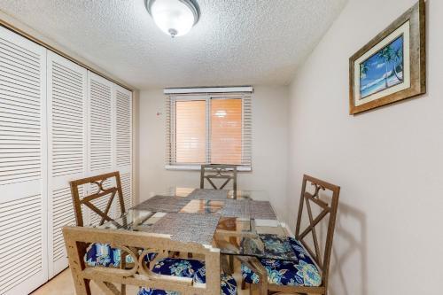 Beach Cottage 1214