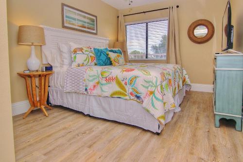 Reef Club 307