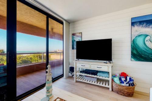 Crescent Beach Club II 3c