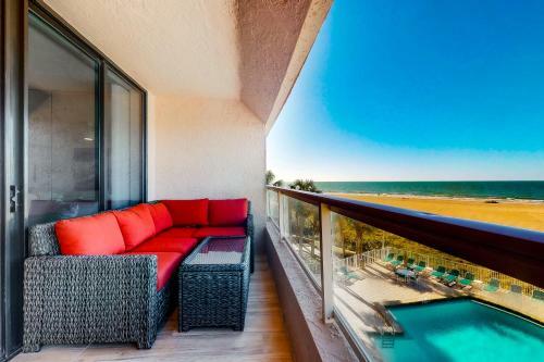 Crescent Beach Club II 3c