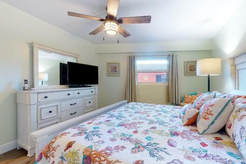 Chateaux Sunset Suites 106