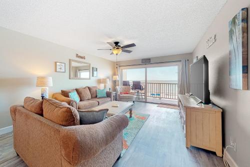 Sea Gate 205