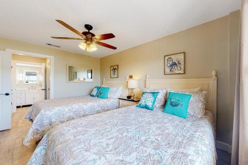 Sea Gate 205