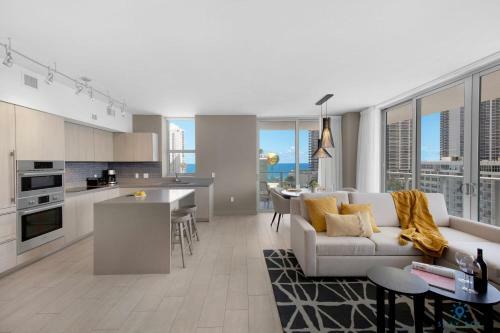 5 Amenities Wrap Around Balcony 2br Insane Amenities