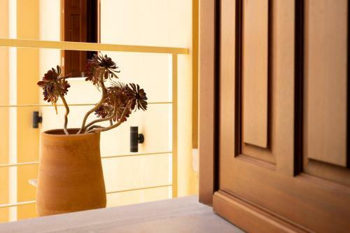 Byblos Villa Walking Distance To Everything W/heated Pool & Bbq
