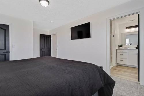 Treasure Valley?s Massive Gathering Home With Ballroom Sleeps 32