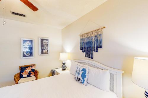 Bungalow By The Sea Unit B