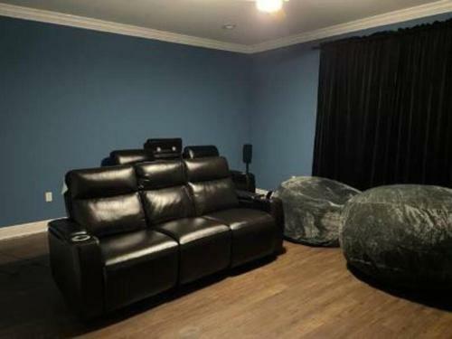 New Construction 4b, 3.5b, With Home Movie Theatre