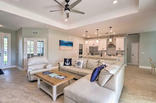 Venice Home With Beach Nearby And Walk To Park!