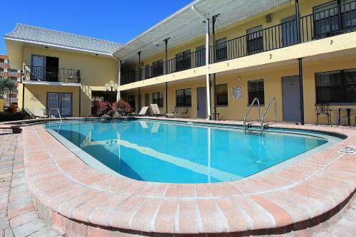 Royal Orleans 111