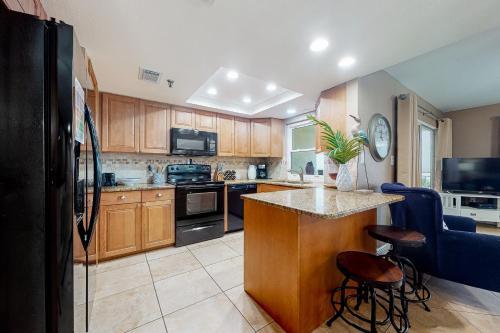 Anglers Cove 306