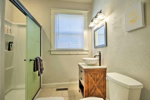 Renovated Home - Walk To Medical District!