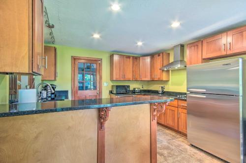 Chic Georgia Gem Less Than 2 Mi To Masters Golf Club!