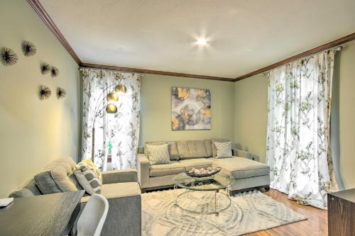 Chic Georgia Gem Less Than 2 Mi To Masters Golf Club!