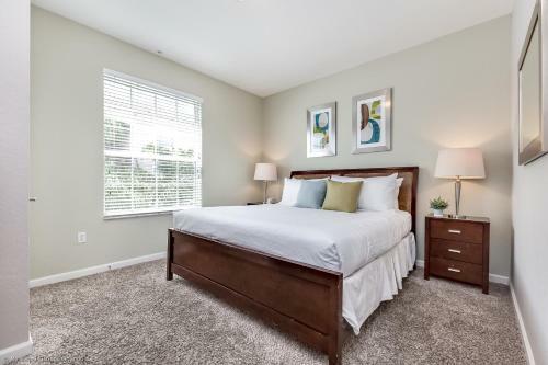 Apartamento Deluxe Condo Wlakeview, Minutes From Universal
