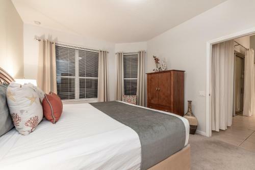 Spacious Home Wprivate Poolspa & Free Waterpark