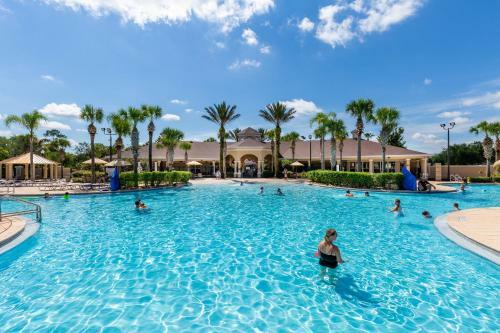 Spacious Home Wprivate Poolspa & Free Waterpark