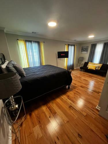 Quiet Unit 2 Atlanta Beautiful Private Bedroom 1 Private Bathroom