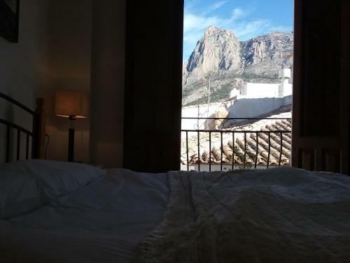 Cosy Mountain Village House