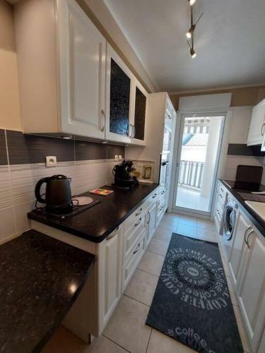 Apartamento Appartement T3 Agr�able, Proche Centre Et Plage.