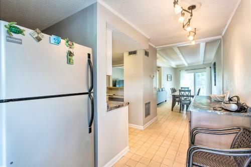Apartamento St Simons Island Condo About Walk To The Beach!
