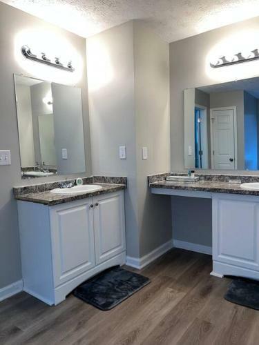 Ritzy Executive Suite