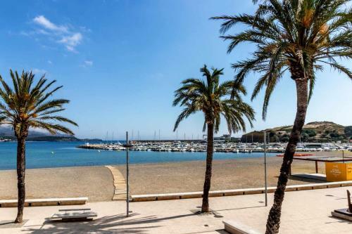 Port de Llan�� 30 Apartamento En Primera L�nea de Mar