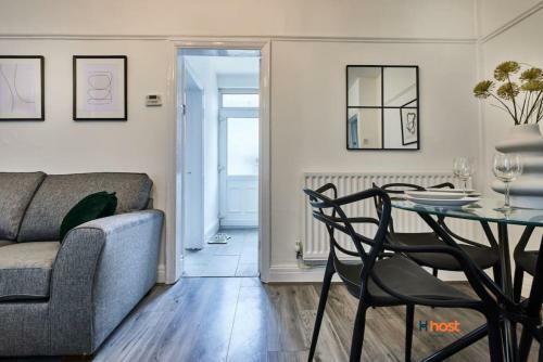 Host Liverpool Peaceful Family Getaway Pets Welcome Parking