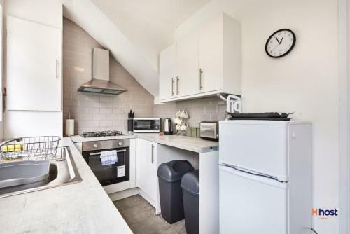 Host Liverpool Peaceful Family Getaway Pets Welcome Parking