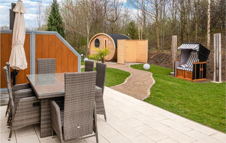 Awesome Home In Kl�tz With Sauna And 4 Bedrooms