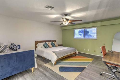 Desert Oasis Las Vegas - Pool, 5 Bedrooms, 9 Beds