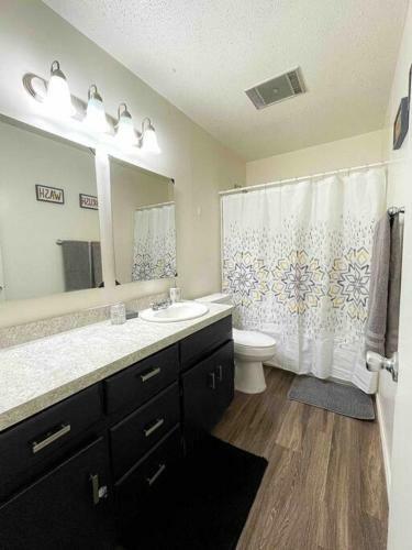 Modern 2 Bedroom Rental Unit