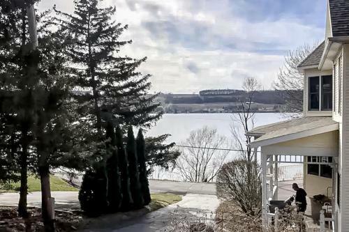 Lakefront Colonial