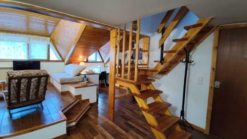 Apartamento El Niuet -acollidor �tic-d�plex C�ntric Amb Vistes