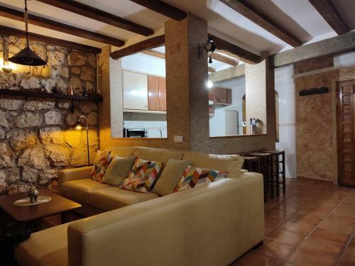 Casa El Autillo En Tolosa ( Alcal� Del J�car )